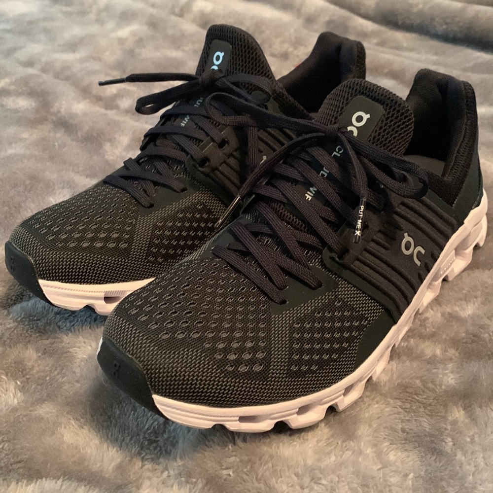 On Cloudswift Running Shoe